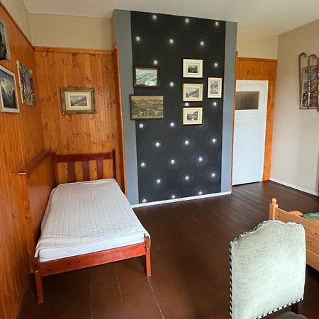 Appartement Dom Pod Orlimi Skalami - Blisko Zamku Czocha à Leśna Extérieur photo