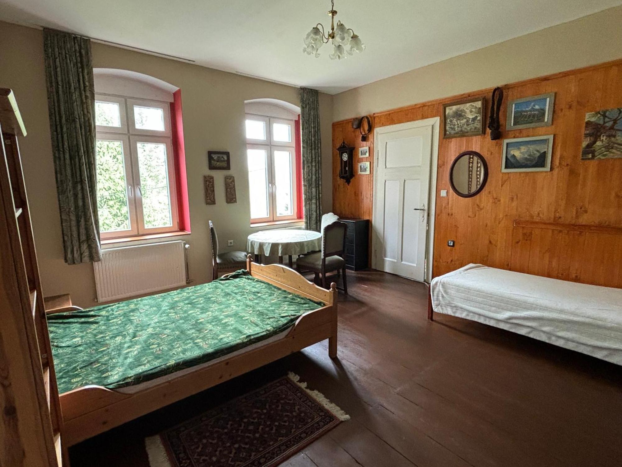 Appartement Dom Pod Orlimi Skalami - Blisko Zamku Czocha à Leśna Extérieur photo